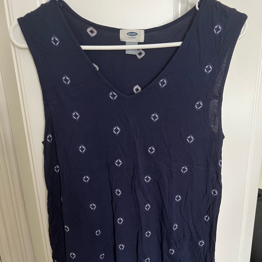 Women’s dressy tank top